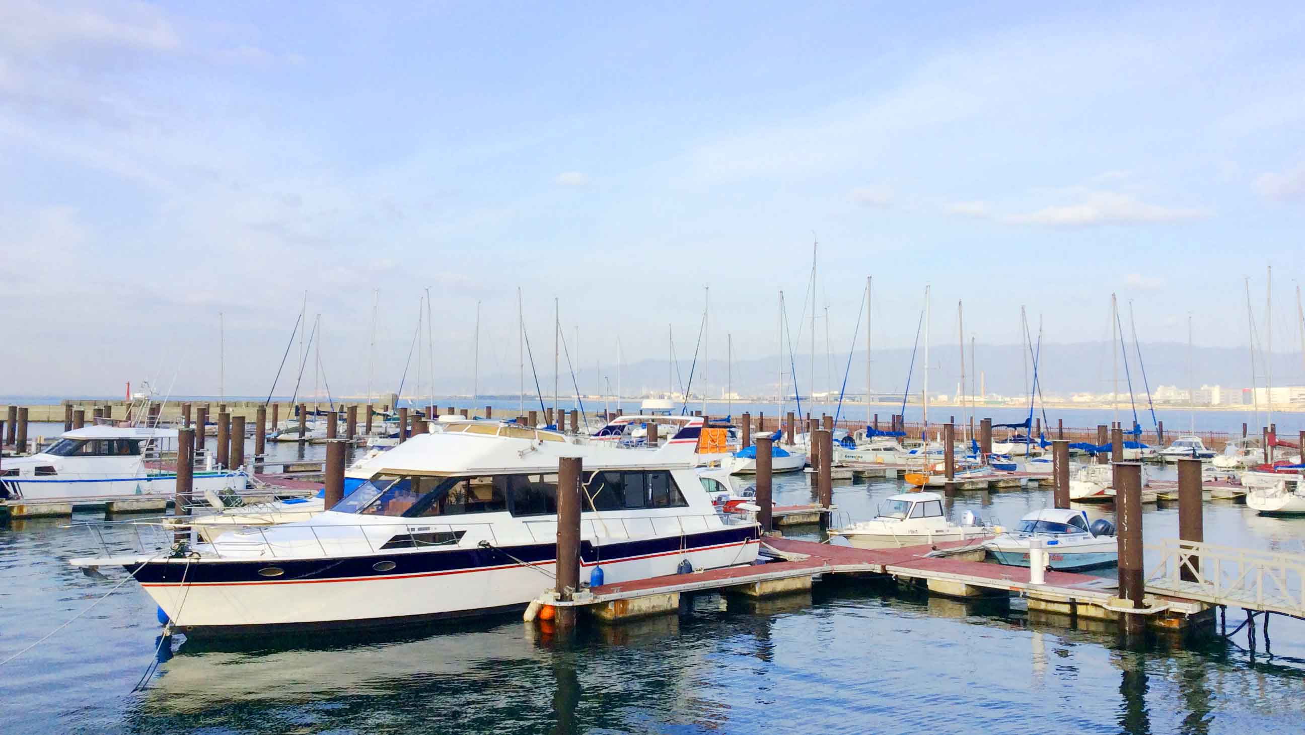 大阪北港マリーナの海と船が見える撮影場所